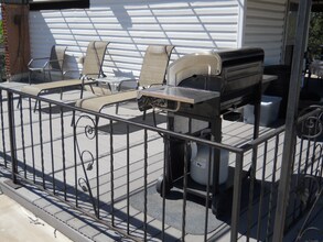 918 S Pennsylvania St, Unit Apt 208 in Denver, CO - Building Photo - Building Photo