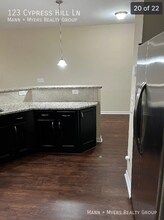 123 Cypress Hill Ln in Holly Springs, NC - Building Photo - Building Photo