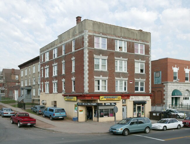1087 Broad St in Hartford, CT - Building Photo - Building Photo