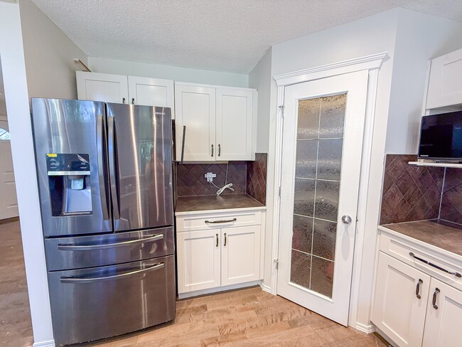 property at 85 Cougarstone Cir SW