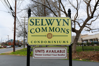 Selwyn Commons Condominiums in Charlotte, NC - Building Photo - Building Photo