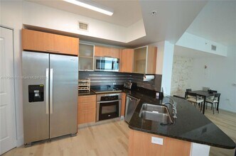480 NE 30th St in Miami, FL - Building Photo - Building Photo