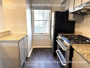 862 Regal Path Ln in Decatur, GA - Building Photo - Building Photo
