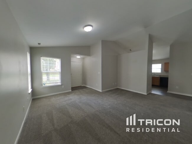 6001 Liverpool Ln in Indianapolis, IN - Building Photo - Building Photo