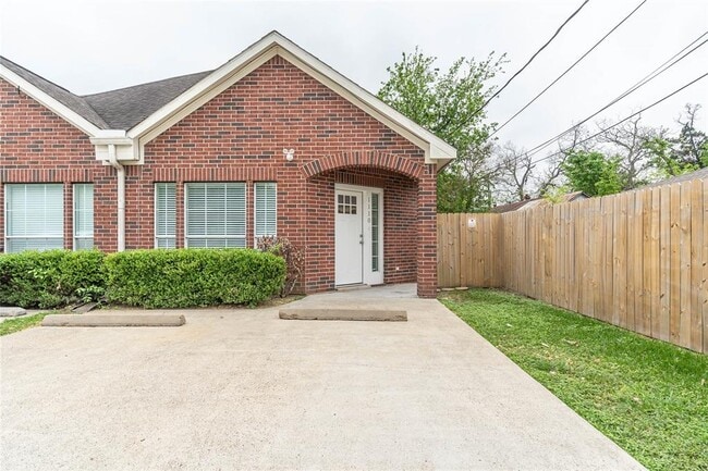 property at 1110 Ryon St