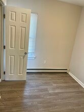 62 E Water St, Unit 62 E water street apt 1 in Taunton, MA - Foto de edificio - Building Photo