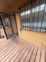126 Rhode Island St SE in Albuquerque, NM - Building Photo