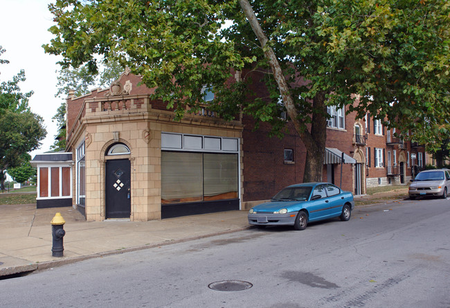 3901-3903 Meramec St in St. Louis, MO - Foto de edificio - Building Photo