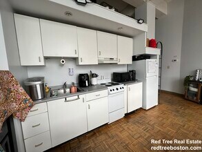 61 Brookline Ave, Unit 303 in Boston, MA - Building Photo - Building Photo