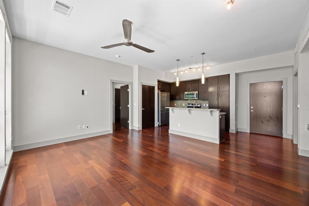 1320 Robert Browning St in Austin, TX - Building Photo