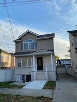 360 Netherland Ave in Staten Island, NY - Building Photo