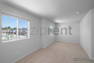 17508 NW 9th Ave in Ridgefield, WA - Foto de edificio - Building Photo