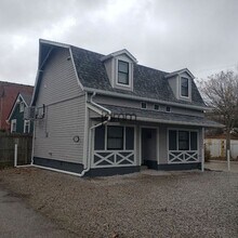 1966 Randall Rd in Cleveland, OH - Building Photo - Building Photo