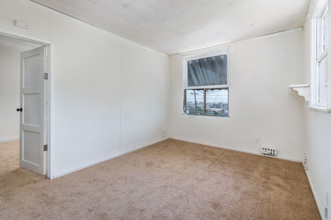 2115 Charlotte St in Los Angeles, CA - Building Photo - Building Photo