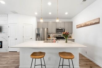 459 Millwall Cir in Castle Pines, CO - Building Photo - Building Photo