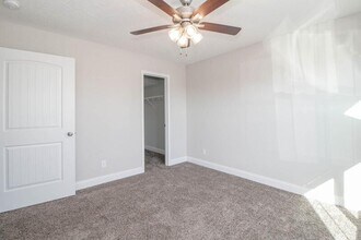 1000-102 Henry Place Blvd in Clarksville, TN - Building Photo - Building Photo