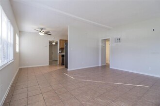 11623 Cameron St in Orlando, FL - Building Photo - Building Photo
