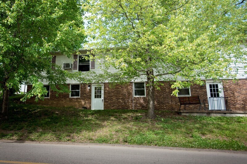 19 Byard St in Athens, OH - Building Photo