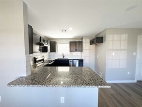 1417 5th Ave N in Texas City, TX - Building Photo - Building Photo