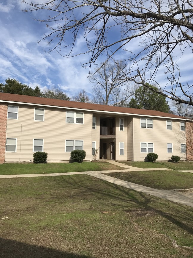 Oakman Terrace in Oakman, AL - Foto de edificio - Building Photo