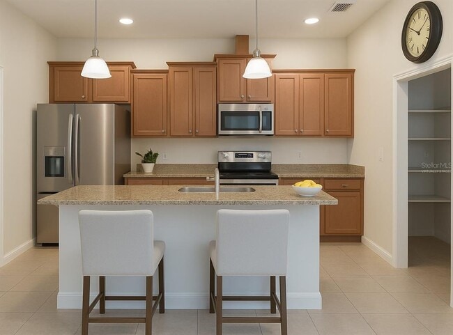 15483 Ave Of The Arbors in Winter Garden, FL - Building Photo - Building Photo