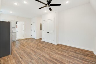 81 Market St in Wappingers Falls, NY - Building Photo - Building Photo