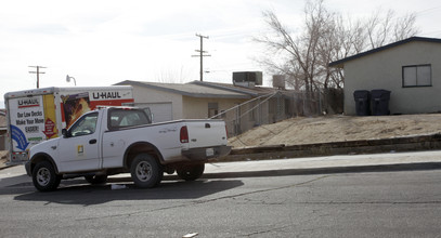 940-942 Carson St in Barstow, CA - Building Photo - Building Photo