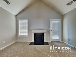 2051 Meadowglen Ln in Loganville, GA - Building Photo - Building Photo