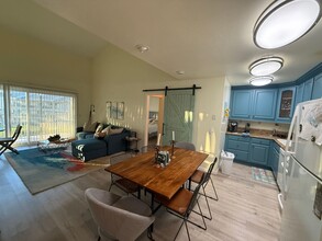 836 Bluewater Way in Port Hueneme, CA - Building Photo - Building Photo