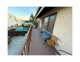 2225 Marathon St, Unit UnitB in Los Angeles, CA - Building Photo