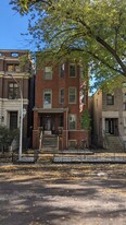 3733 N Greenview Ave, Unit 1 Apartments