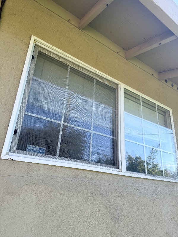 property at 421 Pickwood Ln