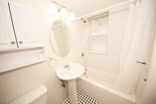 4 Chiswick Rd, Unit 24 in Boston, MA - Building Photo