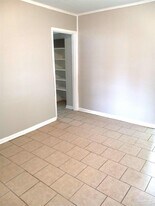 9 Besma Dr in Pensacola, FL - Building Photo