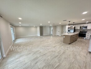 4820 Shell Stream Blvd in New Port Richey, FL - Building Photo - Building Photo