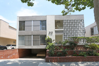 312 S Rexford Dr in Beverly Hills, CA - Building Photo - Building Photo