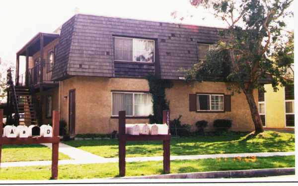 16035 Dorsey Ave in Fontana, CA - Building Photo