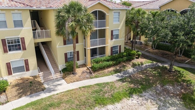4109 Residence Drive in Ft. Myers, FL - Building Photo - Building Photo