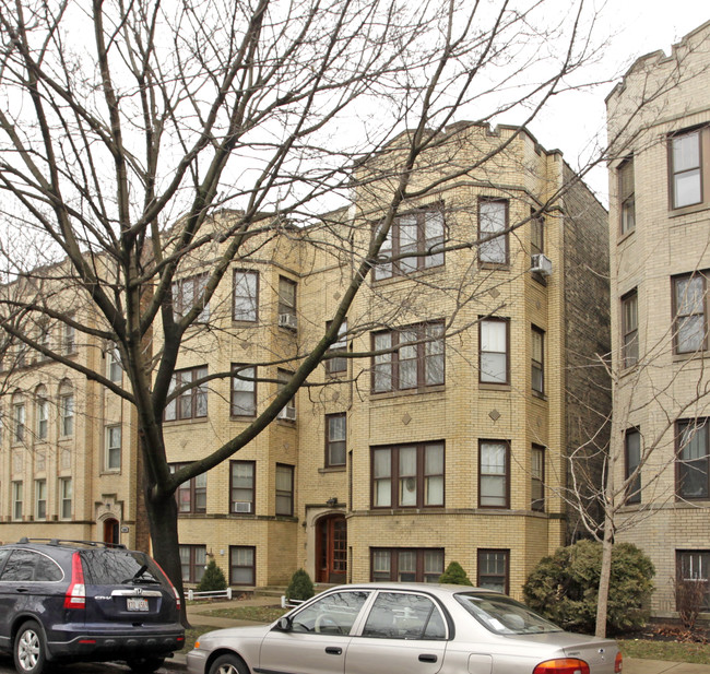 6154-6156 N Hamilton Ave in Chicago, IL - Building Photo - Building Photo