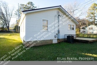 708 Avondale Ave in Sylacauga, AL - Building Photo - Building Photo
