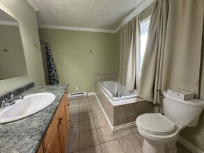 5855 Sycamore St in Duncan, BC - Building Photo - Building Photo