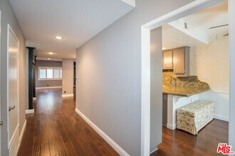 4355 Ventura Canyon Ave in Los Angeles, CA - Building Photo - Building Photo