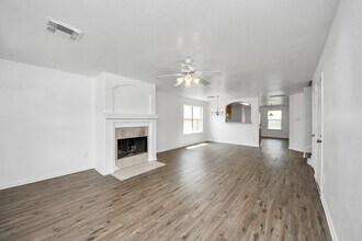 9638 Brenthaven Springs Ln in Tomball, TX - Building Photo - Building Photo