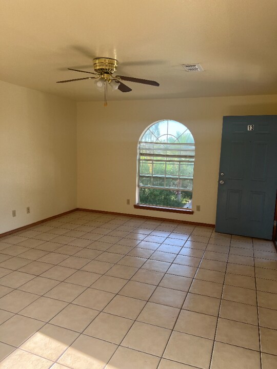 1000 Wild Rose Ln in Brownsville, TX - Building Photo