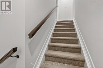 301 Glenroy Gilbert Dr in Ottawa, ON - Building Photo - Building Photo