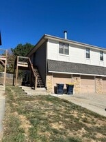 8702 NW 82 Terrace in Kansas City, MO - Building Photo