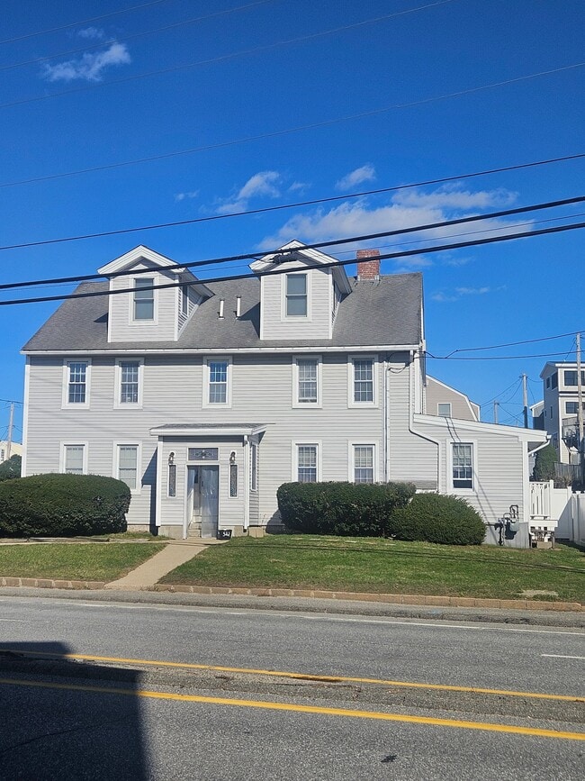 522 Ocean Blvd