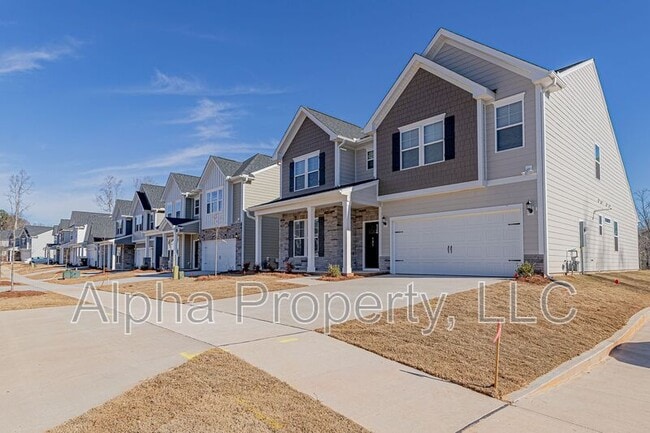 131 Battery Creek Dr in Greenville, SC - Building Photo - Building Photo