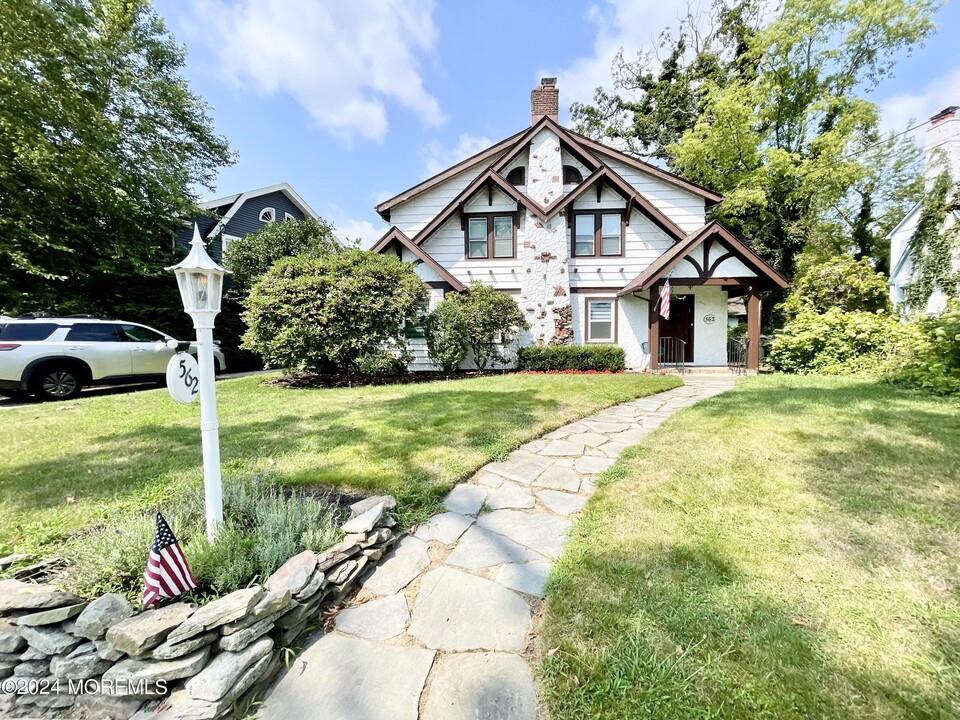 562 N Edgemere Dr in Allenhurst, NJ - Foto de edificio
