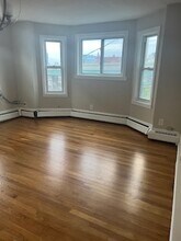 367 McGrath Hwy, Unit 1 in Somerville, MA - Building Photo - Building Photo